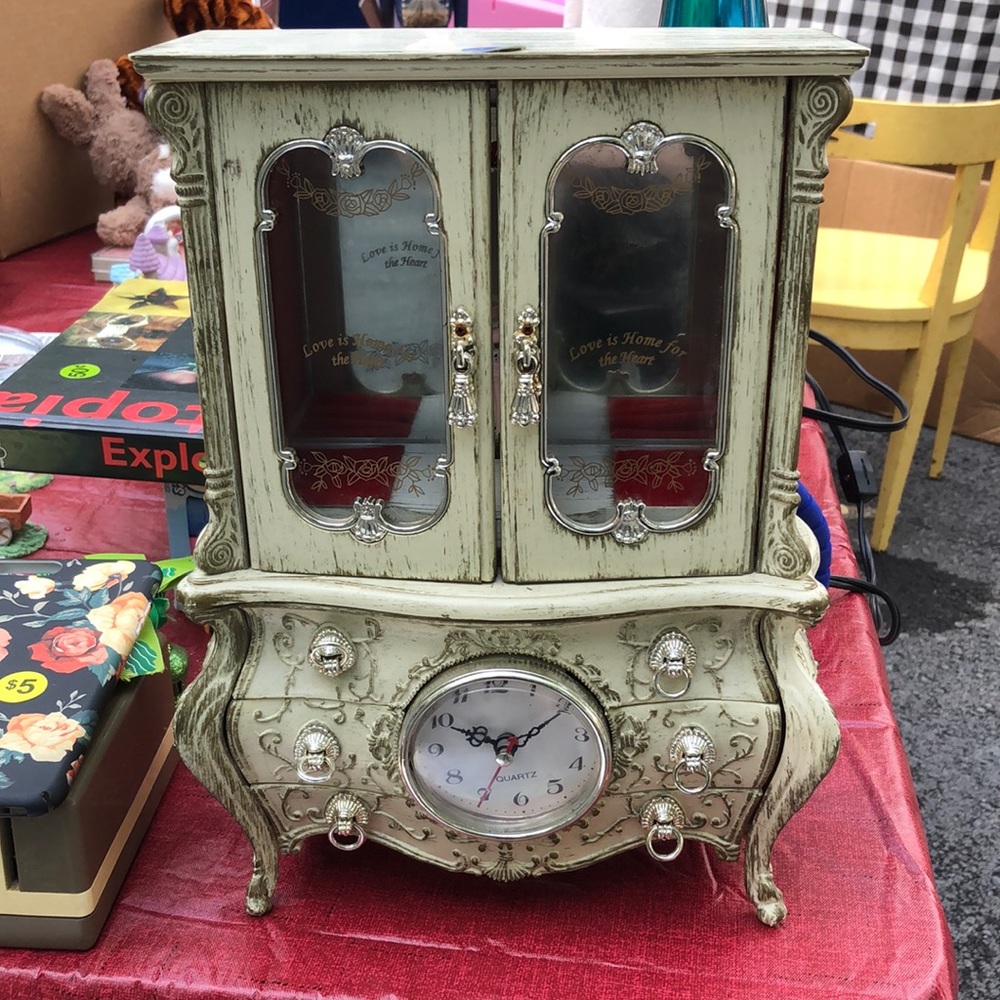 antique plastic jewelry/music box